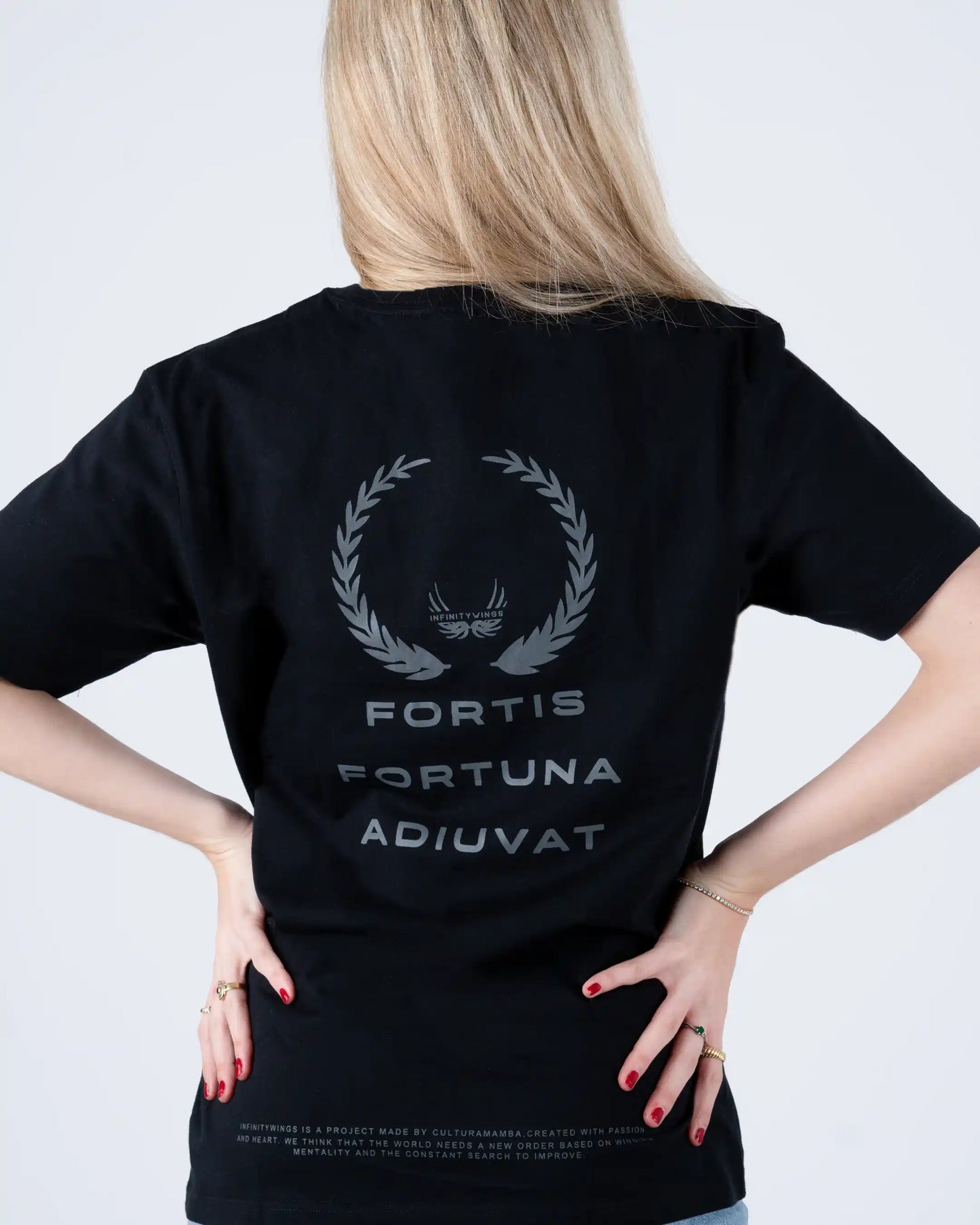 FORTUNA BLACK TEE