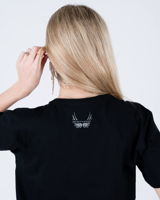 ESSENTIAL BLACK TEE
