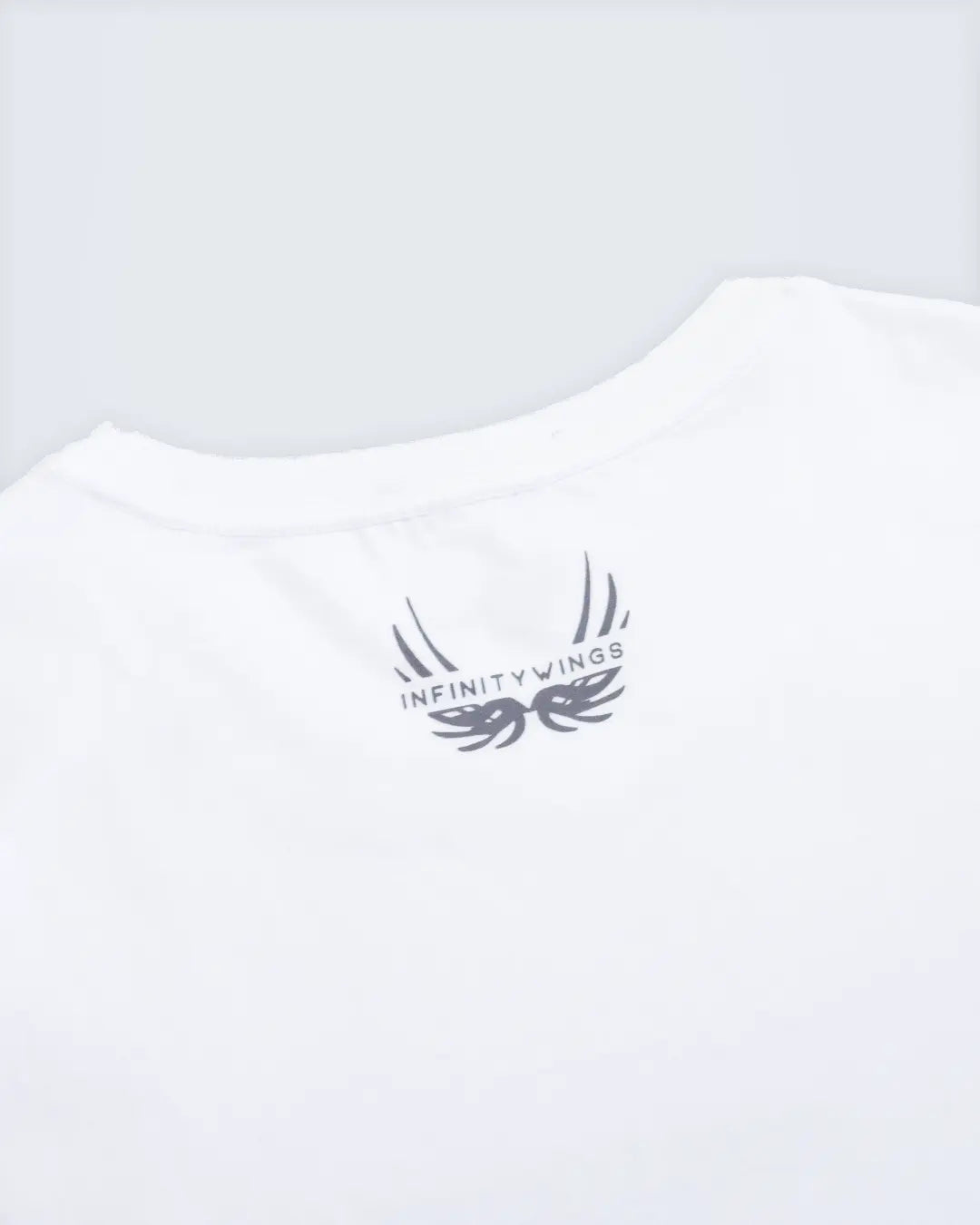 ESSENTIAL WHITE  TEE