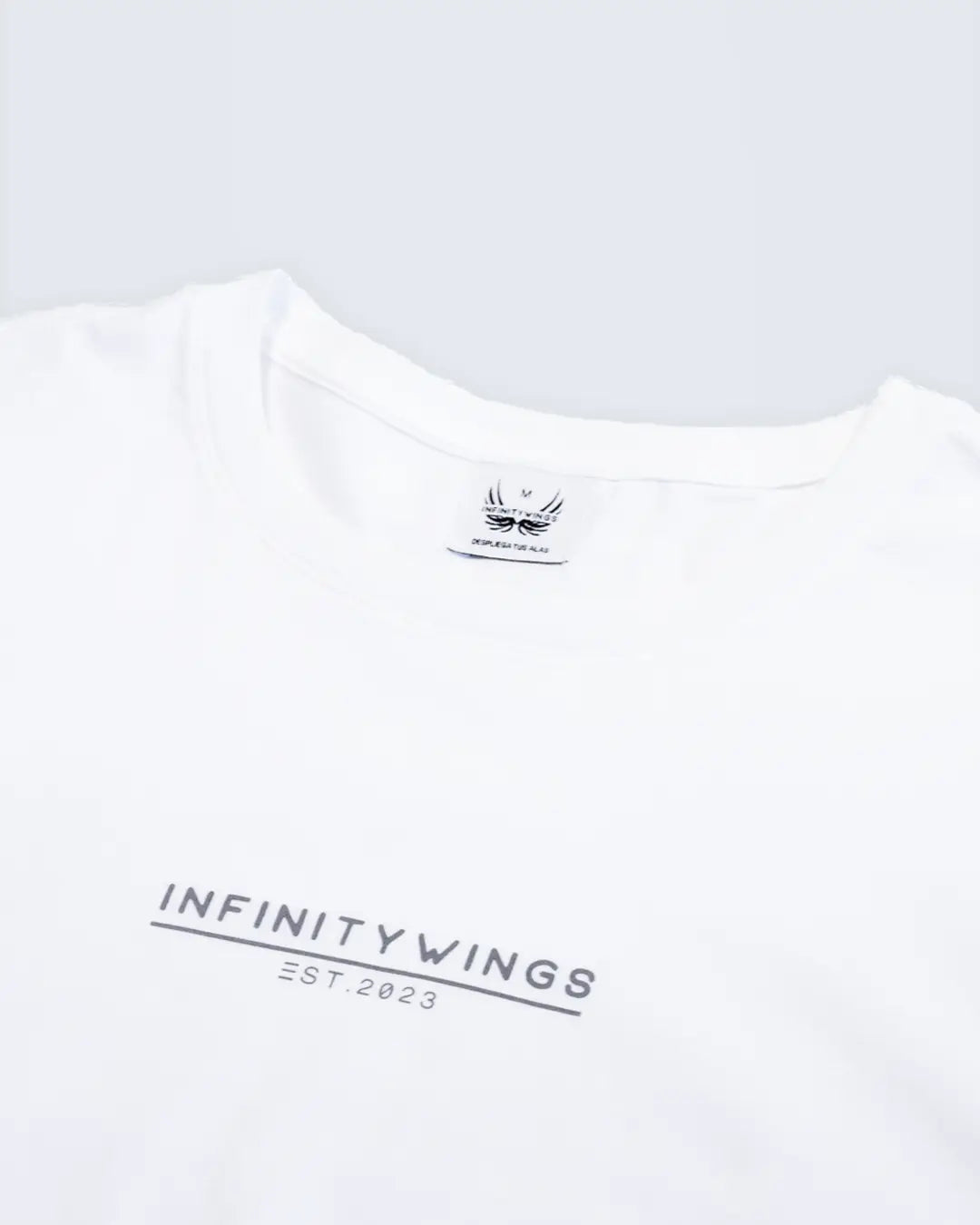 ESSENTIAL WHITE  TEE