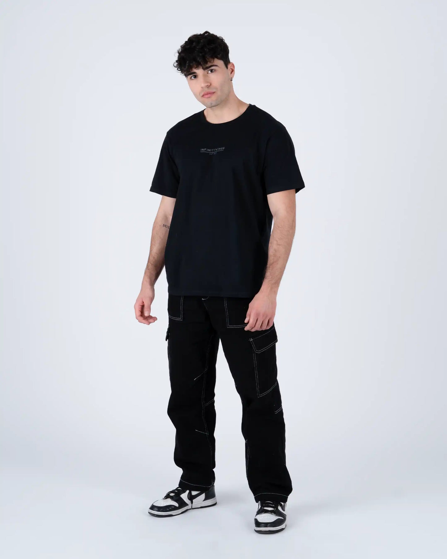 FORTUNA BLACK TEE